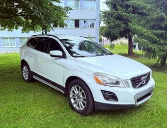 VOLVO XC60 2.4D 4x4 AUTOMAT VÝMĚNA MOŽNÁ
