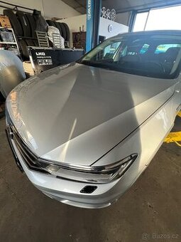 VW passat b8 kapota 3G0823031C