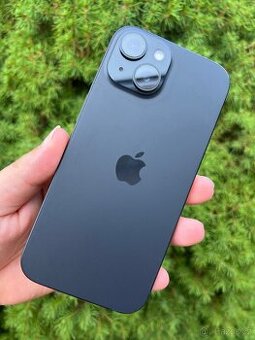 iPhone 15 256Gb…poškrábaný displej