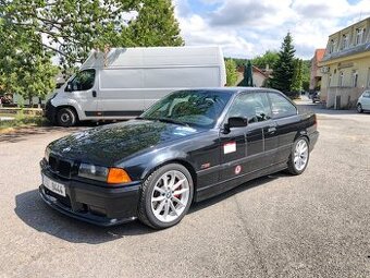 Bmw E36 V8 závodní