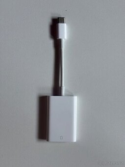 Apple USB-C čtečka SD karet