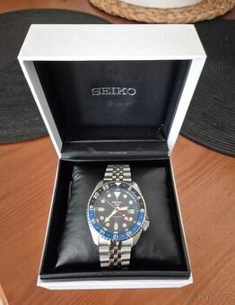 Seiko SSK003K1 GMT 42.5mm