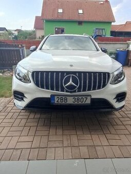 Mercedes Benz 220 D, AMG interiér i exteriér