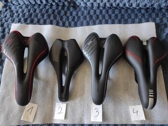 Spousta nových sedel na sport a turistiku.