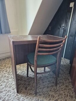 Psací stůl z masivu + židle