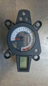 Yamaha TZR 50 budík, tachometr