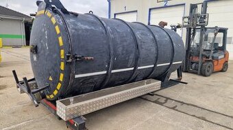 Predám cisternu, fekál na hákový nosič nadstavieb