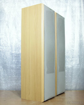 Reprobedny Jamo E 350.