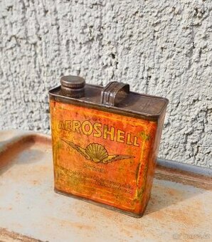 Plechovka od oleje Aeroshell