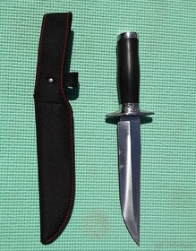 Masivní lovecký nůž