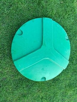 Plastový poklop / víko k retenční nádrži zelené