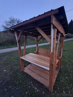 Zastřešené posezení