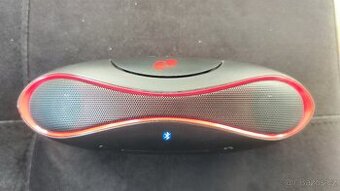 Prodam Bluetooth reproduktor s fm radiem