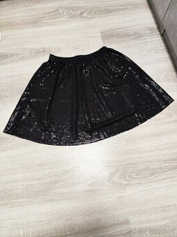 Černá sukně s flitry-nová