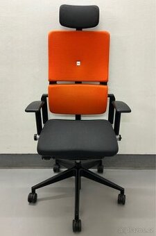 Kancelářská židle Steelcase Please s podhlavníkem