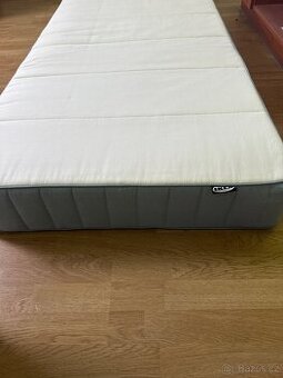 Matrace IKEA