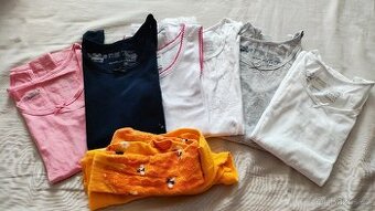 Tílka 134/140 jako nová