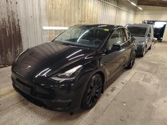 Tesla Model Y AWD 4x4 PERFORMANCE - 1876