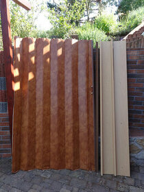 Nabízím zašupovací koženkové dveře š 100 x v 198 cm.