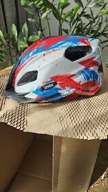 Dětská cyklistická helma Uvex Quatro junior