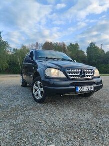 Mercedes ML320 - 1