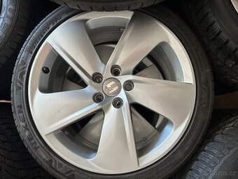 5x100 215/45r17 letní zánovní