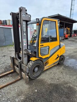 Vysokozdvižný vozík DESTA D35K, nosnost 3500Kg,diesel