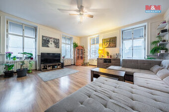 Prodej bytu 2+1, 73 m², Praha, ul. Karlínské náměstí - 1