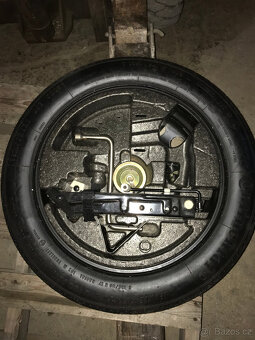 BMW e60 e61 rezervní / dojezdové kolo r17