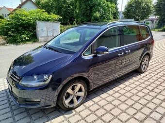 VW Sharan rok 2012, najeto 258.0000 km, STK do 06/27, 7 míst