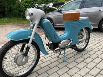 Jawa 555 - 1
