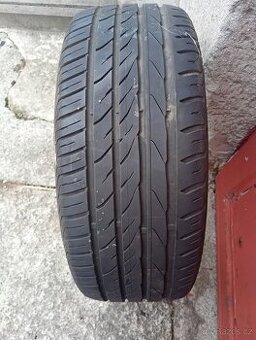 Letní pneu 225/50 R17