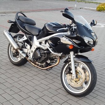 Suzuki SV650s