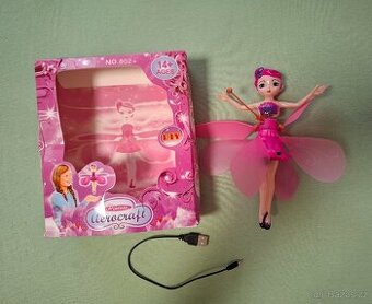 Letajici robot a fairy panenka - 1
