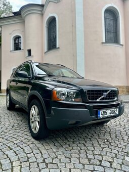 VOLVO XC90, 4x4, 7míst, LPG, tažné, servis, top