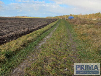 Stavební pozemek pro rodinný dům 1025m2 Tetov