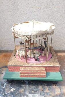 Velký mechanický kolotoč - 1