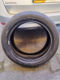 Goodyear F1 Asymmetric 6 215/50/18 1ks