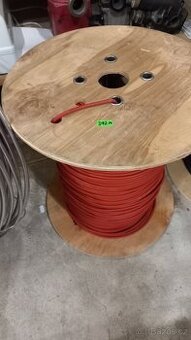 Solární kabel 1x4 mm2 červený/rudý