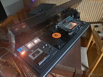 Metrový "kombajn" Rosita HiFi - číst popis