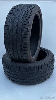 2x zimní pneu - 245/40 R19 98W - TOYO - 7mm