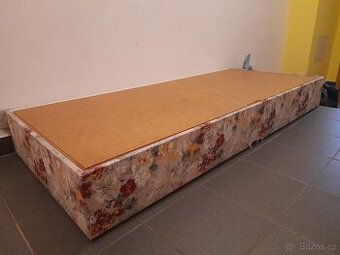 Úložný prostor pod postel - 1