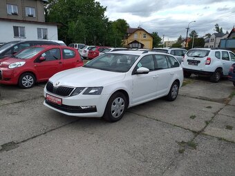 ŠKODA OCTAVIA COM III,1,6 TDi,ESP,KLIMA,ČR.SERVISKA