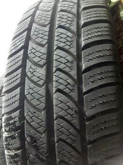 ZIMNÍ PNEU 205/75/16C céčka  2-4 ks., R16 C  zima