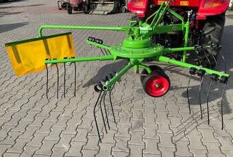 Nahrabovač sena, obracečka za traktor