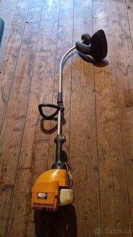 Benzínová strunovka