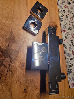 Alpi UNA nástěnná vanová termostatická baterie