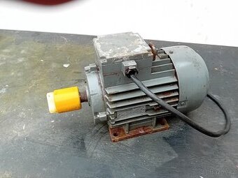 Elektromotor 2,2 kW 380V MEZ Mohelnice