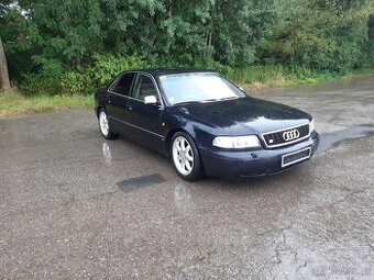 AUDI S8 D2 4.2 250kw - manuál + tiptronic - díly z vozidla