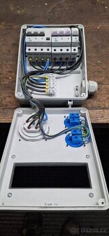 Zásuvková skříň